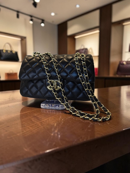 The Unbranded Brand Handbags - SALE!! 8MBlack Quilted Chain-Handle Shoulder Bag - Luxury Designer Style NWT